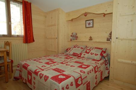 Holiday in mountain resort 2 room apartment 4 people (4) - Chalet Le Bachal - Le Grand Bornand - Cabin