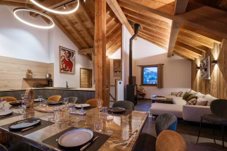 Holiday in mountain resort 7 room chalet 14 people - Chalet le Cervin - Valloire - Table