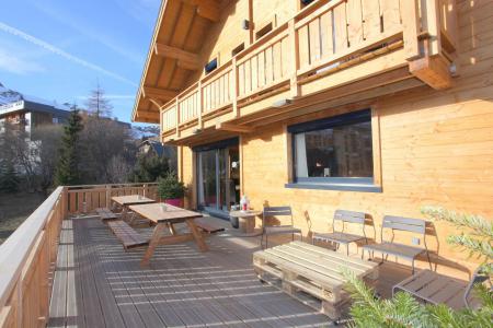 Holiday in mountain resort 6 room duplex chalet 14 people - Chalet le Cocoon - La Toussuire - Summer outside