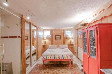 Holiday in mountain resort 3 room apartment 4 people (PIC) - Chalet le Col du Dôme - Chamonix - Bedroom