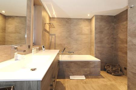 Holiday in mountain resort 5 room quadriplex chalet 10 people - Chalet le Cortina - Courchevel - Bathroom