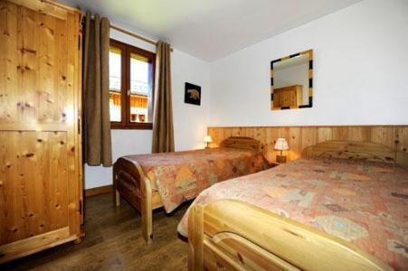 Holiday in mountain resort 6 room duplex apartment 13 people (1) - Chalet le Cristal - Les Menuires - Single bed