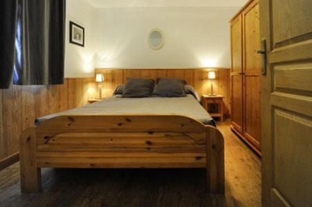 Urlaub in den Bergen 6 Zimmer Maisonettewohnung für 13 Personen (1) - Chalet le Cristal - Les Menuires - Doppelbett
