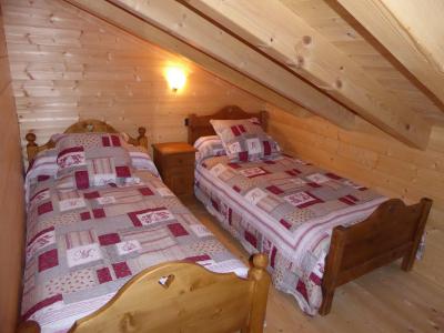 Vacanze in montagna Appartamento 6 stanze con mezzanino per 10 persone - Chalet le Flocon - Pralognan-la-Vanoise - Camera mansardata