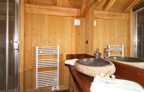 Vacances en montagne Chalet Le Loup Lodge - Les 2 Alpes - Salle d'eau