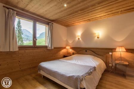 Holiday in mountain resort 7 room duplex chalet 14 people - Chalet le Marjency - Le Grand Bornand - Bedroom