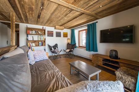Holiday in mountain resort 5 room triplex chalet 8 people ( MAZOT) - Chalet le Mazot - Albiez Montrond - Living room