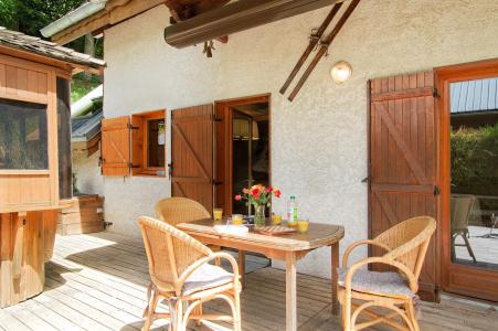 Vacances en montagne Chalet triplex 6 pièces 11 personnes - Chalet le Mélèze - Les 2 Alpes - Terrasse