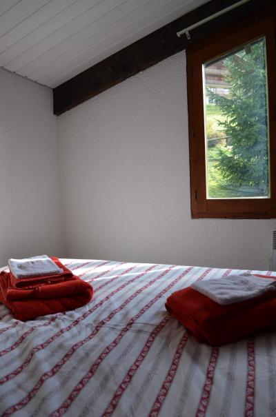 Urlaub in den Bergen 4 Zimmer Chalet für 6 Personen - Chalet Le Numéro 5 - Châtel - Schlafzimmer