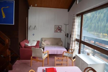 Urlaub in den Bergen 4 Zimmer Chalet für 6 Personen - Chalet Le Numéro 5 - Châtel - Wohnzimmer