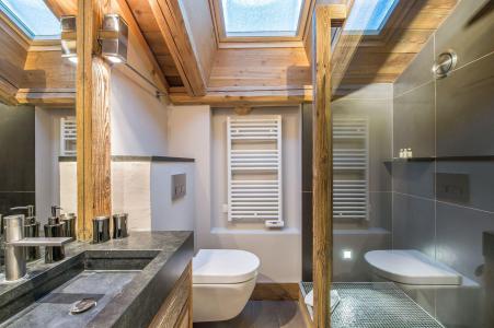 Holiday in mountain resort 6 room quadriplex chalet 10 people - Chalet le Refuge - Méribel - Shower room