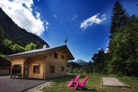 Holiday in mountain resort 4 room chalet 10 people - Chalet Le Savoyard - Châtel - Summer outside