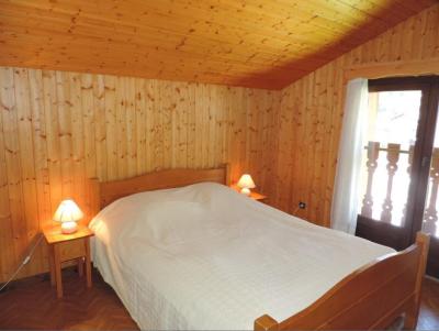 Holiday in mountain resort 5 room apartment sleeping corner 11 people (11) - Chalet le Sommard - Le Grand Bornand - Bedroom