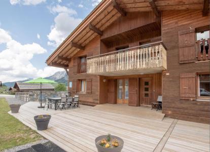 Rent in ski resort 4 room apartment sleeping corner 9 people (9) - Chalet le Sommard - Le Grand Bornand - Summer outside