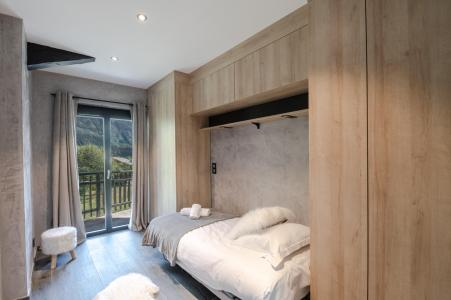Holiday in mountain resort 5 room triplex apartment 6 people (AZALEE) - Chalet le Sorbier - Chamonix - Bedroom