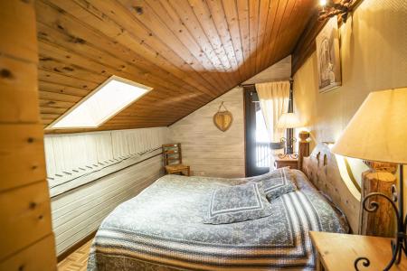 Vacances en montagne Appartement 3 pièces 7 personnes (3) - Chalet le Vieux Four - Châtel - Chambre mansardée