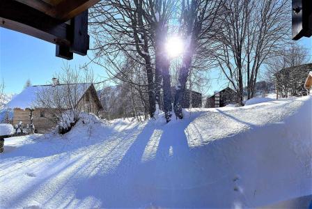 Urlaub in den Bergen 3-Zimmer-Appartment für 4 Personen - Chalet les Airelles - Le Corbier - Balkon