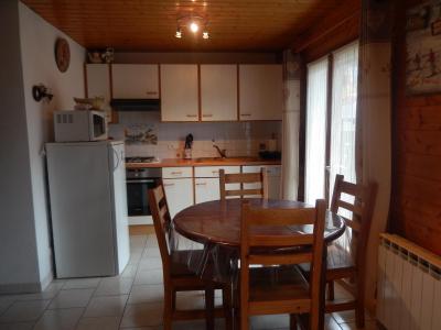 Vakantie in de bergen Appartement 2 kamers 4 personen - Chalet les Géraniums - Châtel - Woonkamer