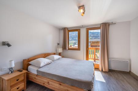 Holiday in mountain resort 4 room triplex chalet 6 people - Chalet les Girolles - Méribel - Bedroom