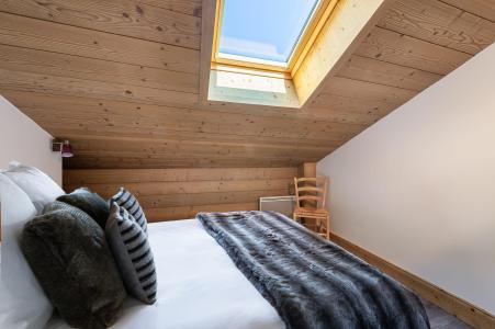 Holiday in mountain resort 4 room triplex chalet 6 people - Chalet les Girolles - Méribel - Bedroom