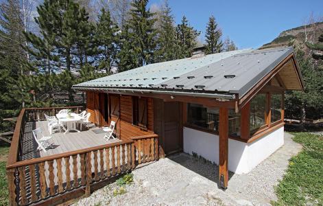 Rent in ski resort Chalet les Jonquilles - Les 2 Alpes - Summer outside