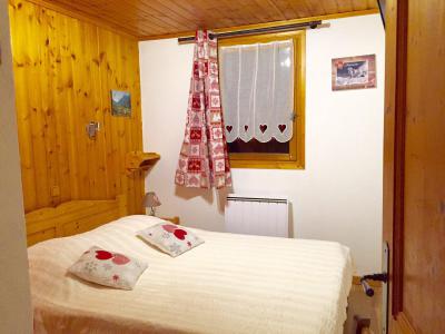 Holiday in mountain resort 3 room apartment 6 people (2) - Chalet les Lupins - Valloire - Bedroom