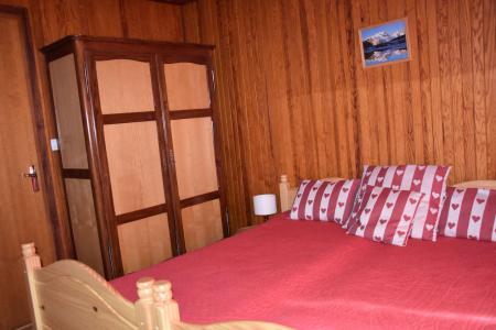 Holiday in mountain resort 3 room apartment 3 people (RAMEAUXRDJ) - Chalet les Rameaux - Pralognan-la-Vanoise - Bedroom