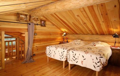Holiday in mountain resort Chalet Leslie Alpen - Les 2 Alpes - Twin beds