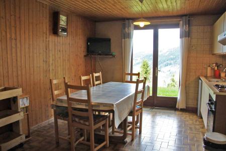 Holiday in mountain resort 3 room apartment 4 people - Chalet Lou Kik'Notes - Les Gets - Living room