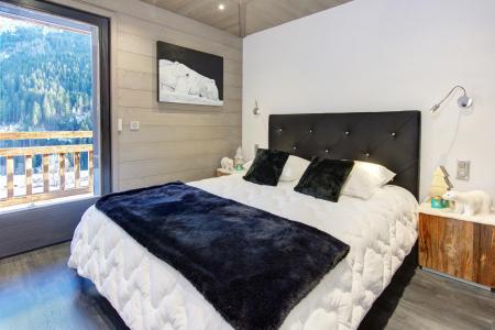 Holiday in mountain resort Chalet Mountain Paradise - Champagny-en-Vanoise - Bedroom