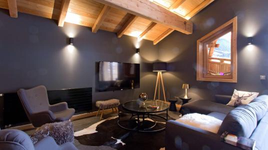 Holiday in mountain resort Chalet Nuance de Bleu - Alpe d'Huez - Living room