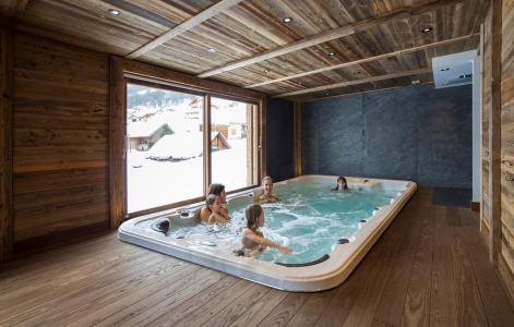 Holiday in mountain resort Chalet Or des Cimes - Valloire - Jacuzzi