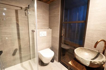 Holiday in mountain resort 4 room chalet 6 people - Chalet P'tiou - Les Gets - Shower room