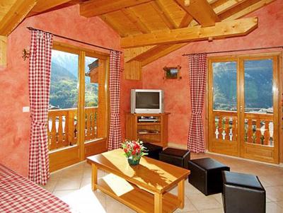 Holiday in mountain resort Chalet Paradis de St Martin - Saint Martin de Belleville - Living room