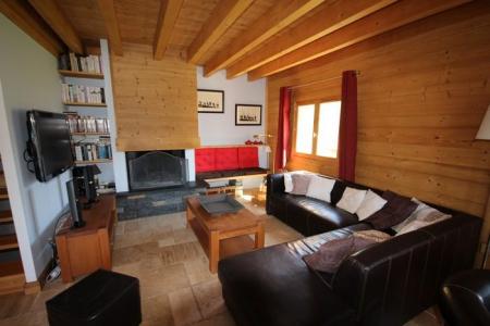 Holiday in mountain resort Chalet Pierres du Chozal - Les Saisies - Settee