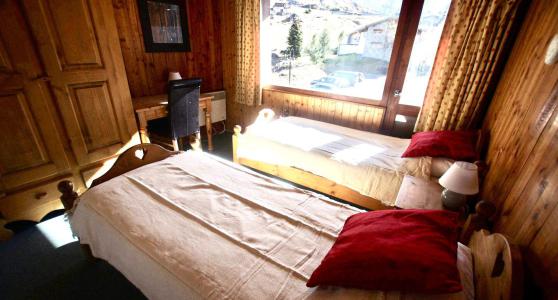 Holiday in mountain resort 8 room chalet 15 people (CH) - Chalet Pré-Saint-Jacques - Tignes - Bedroom