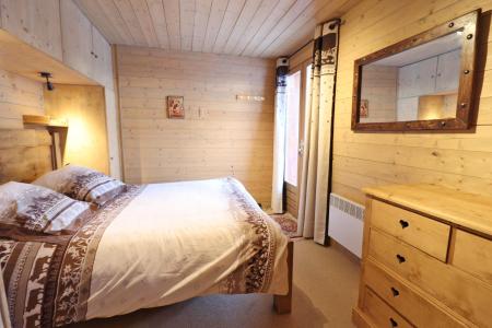 Holiday in mountain resort 5 room chalet 8 people - Chalet Renaissance - Les Gets - Bedroom