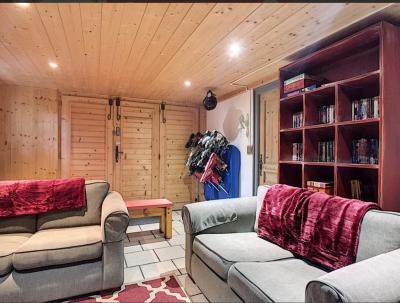 Holiday in mountain resort Chalet Renard du Lac - Les Gets - Accommodation