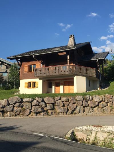 Rent in ski resort Chalet Renard du Lac - Les Gets - Summer outside