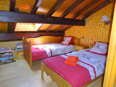 Holiday in mountain resort 5 room chalet 9 people - Chalet Roses des Vents - Les Gets - Accommodation