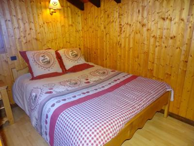 Vakantie in de bergen Chalet 5 kamers 9 personen - Chalet Roses des Vents - Les Gets - Verblijf