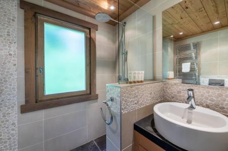 Vacanze in montagna Chalet 8 stanze per 10 persone - Chalet Saint Joseph - Méribel - Bagno con doccia