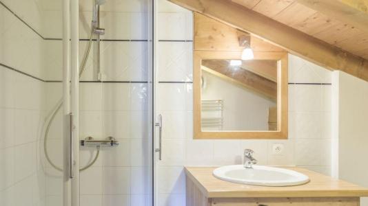 Vacances en montagne Chalet duplex mitoyen 7 pièces 14 personnes - Chalet Saint Marc - Saint Martin de Belleville - Salle d'eau
