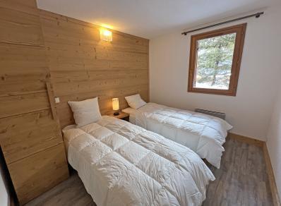 Holiday in mountain resort Chalet Saint Marc II - Saint Martin de Belleville - Bedroom