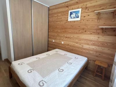 Holiday in mountain resort 3 room apartment 4 people (B206) - Chalet Saint Victor - Praz sur Arly - Bedroom