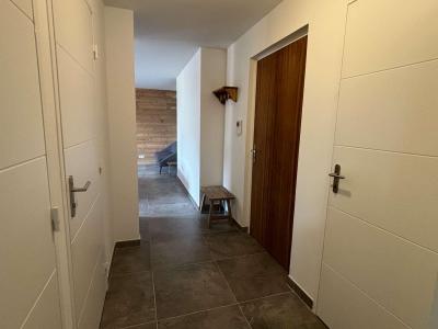 Holiday in mountain resort 3 room apartment 4 people (B206) - Chalet Saint Victor - Praz sur Arly - Hall