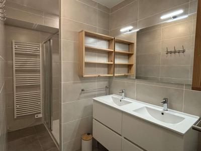 Holiday in mountain resort 3 room apartment 4 people (B206) - Chalet Saint Victor - Praz sur Arly - Shower room