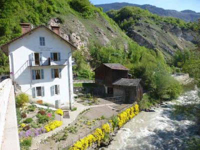 Vacances en montagne Chalet Simond - Brides Les Bains - Extérieur été