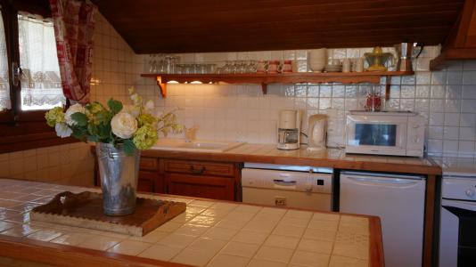 Holiday in mountain resort 3 room apartment 4 people - Chalet Ski Love - Les Gets - Accommodation