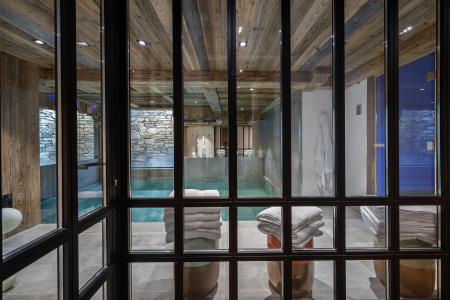 Holiday in mountain resort 6 room quadriplex chalet 10 people - Chalet Snowy Breeze - Val d'Isère - Swimming pool